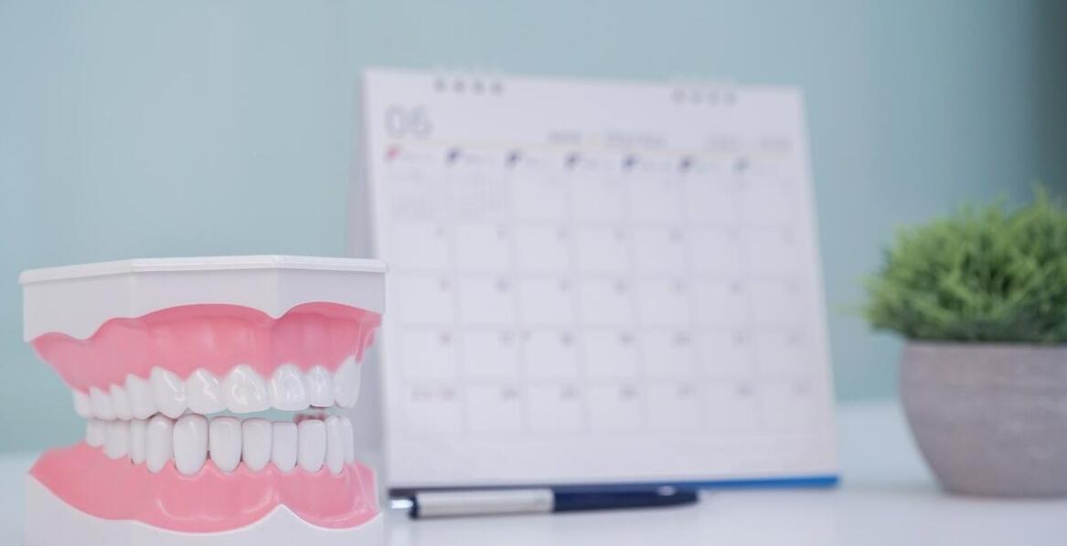 Protetyka dla seniorów – jakie rozwiązania są dostępne?