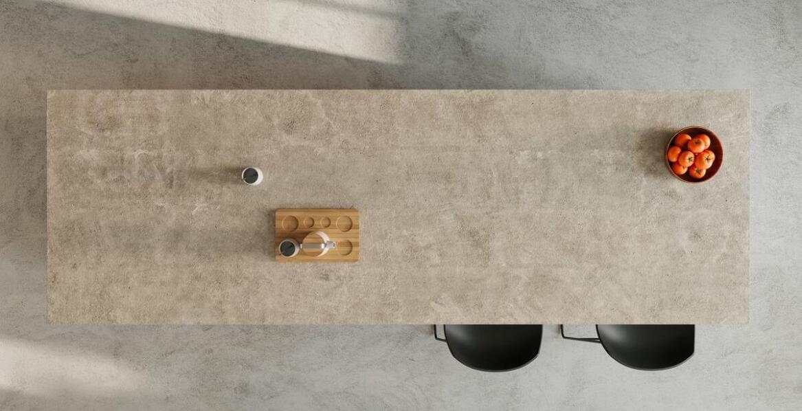 Jakie właściwości stołów z kamienia naturalnego przyciągają klientów?