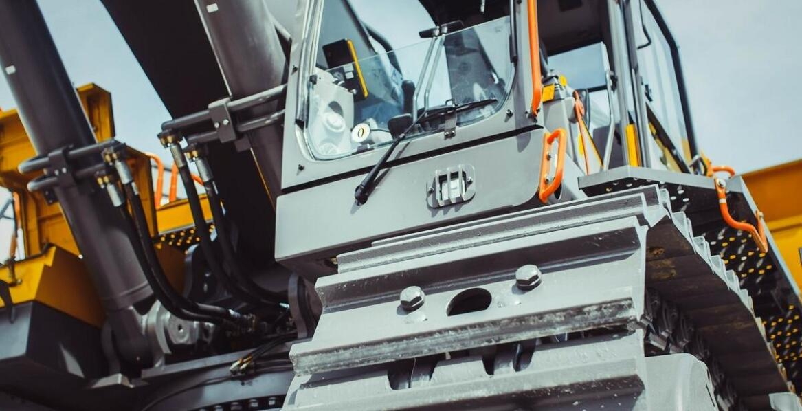 Jak działa kalkulator ubezpieczeń GAP dla leasingu maszyn budowlanych?