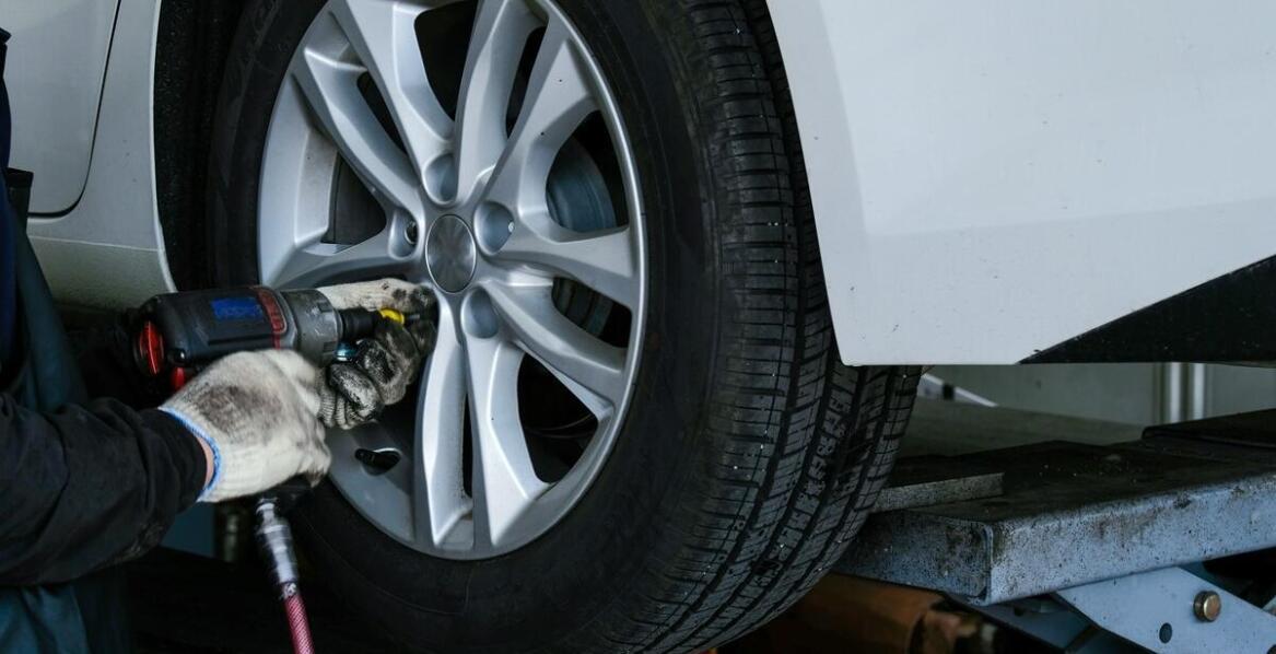 Jak wypełnianie ubytków wpływa na funkcjonalność felg?