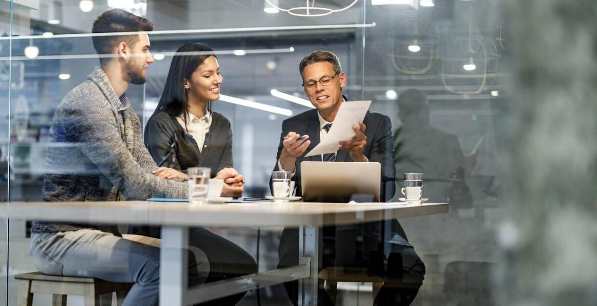 Obsługa prawna spółek jako kluczowy element strategii biznesowej – dlaczego warto?