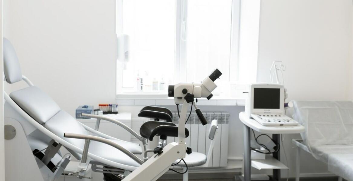 Kiedy konsultacja proktologiczna jest kluczowa dla zdrowia pacjenta?