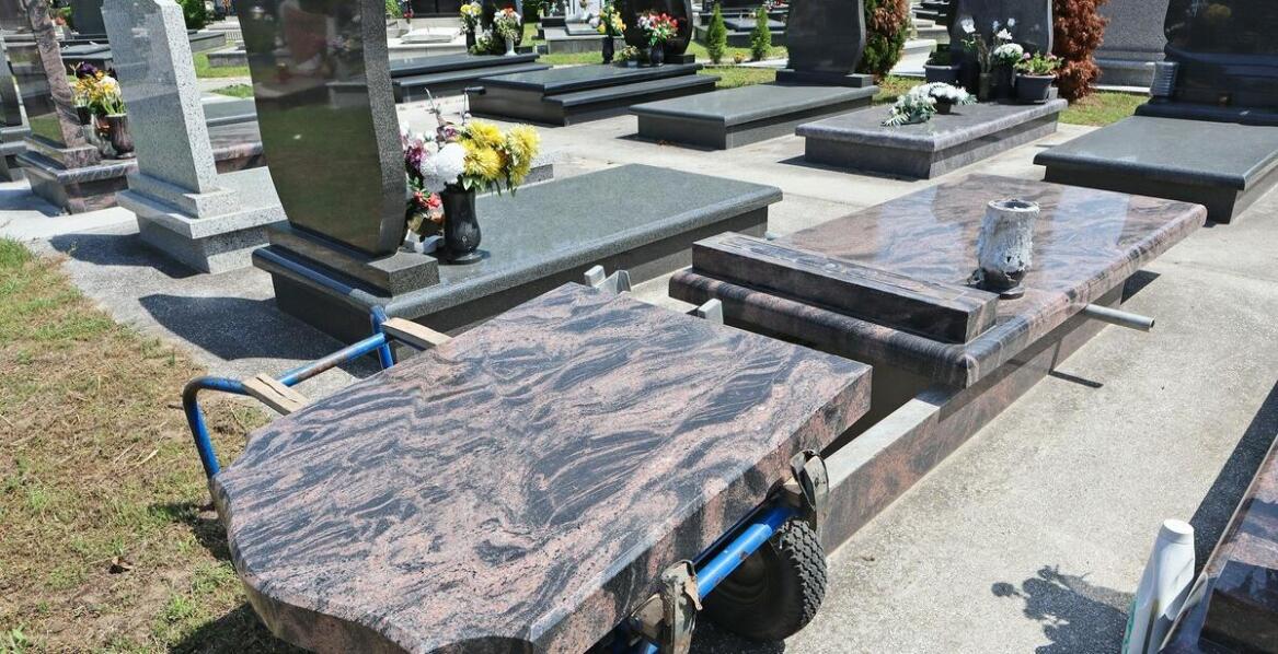 Jak szybko można zrealizować zamówienie na gotowy nagrobek?