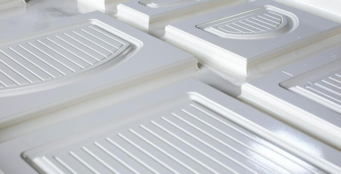 Rola kompensatorów z materiałów PTFE w systemach przesyłowych