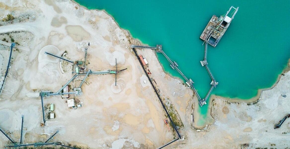 Pomiar geodezyjny z drona w kontekście budownictwa kubaturowego