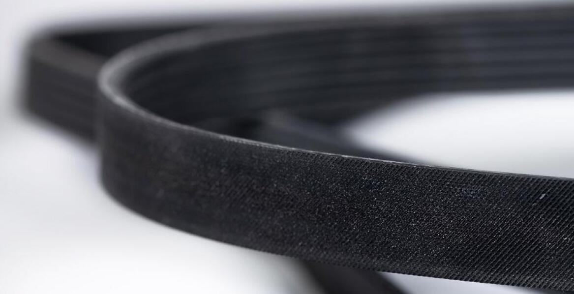 Osłony pasków klinowych – dlaczego są ważne w sprzęcie MTD?