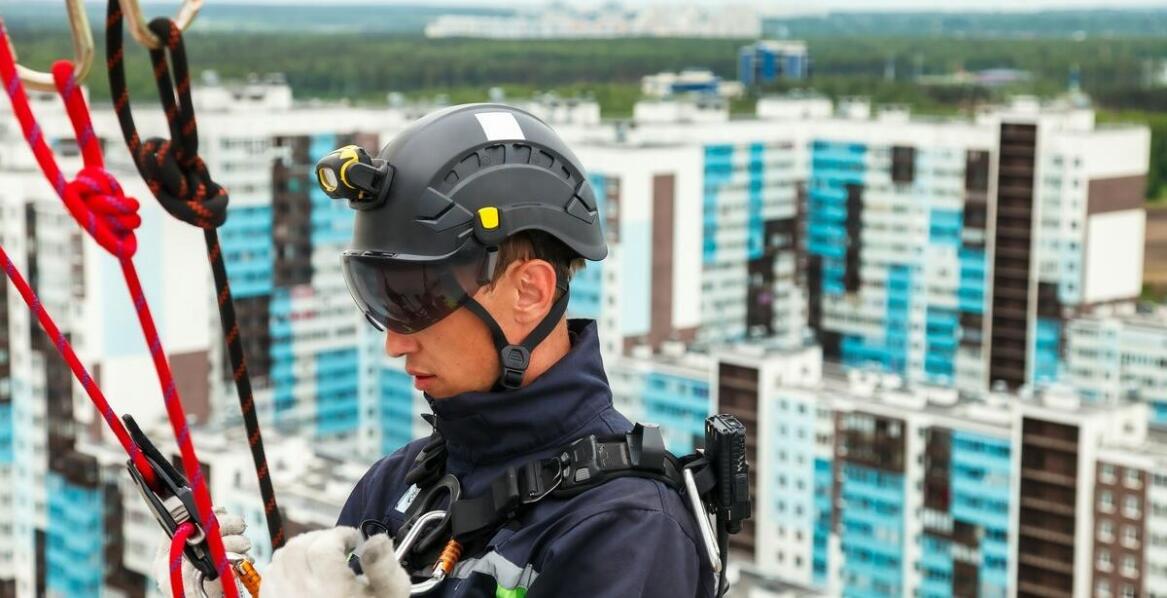 Jakie nowoczesne technologie stosuje Kominiarz Piastów w swoich usługach?