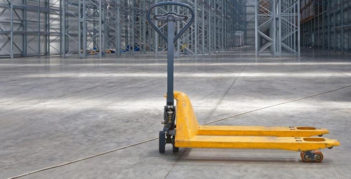 Wykorzystanie wózka transportowego w zrównoważonym ogrodnictwie