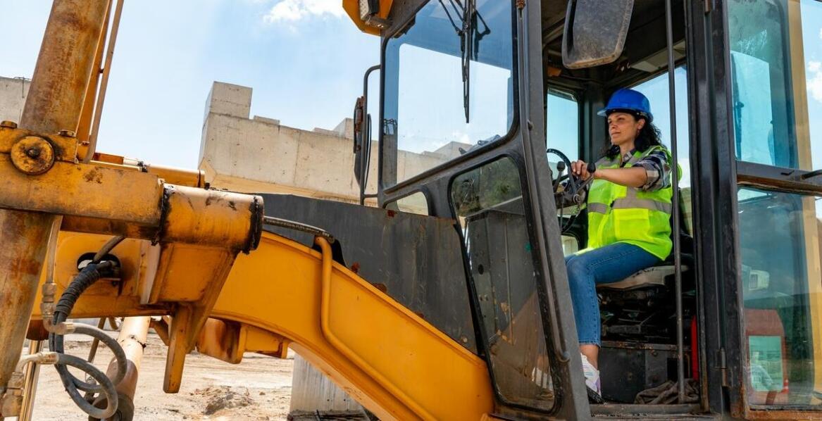 Co obejmuje praktyczna część szkolenia na ładowarki teleskopowe?