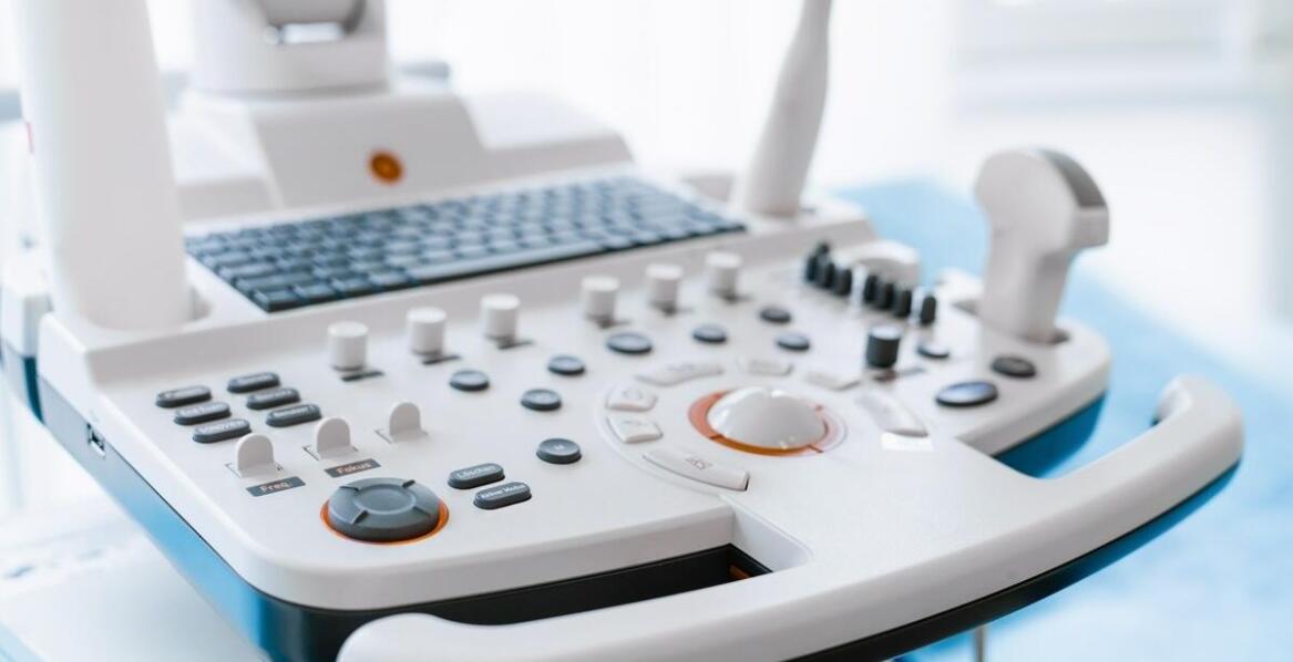 Jakie są korzyści z zastosowania cyfrowych narzędzi w diagnostyce laryngologicznej?