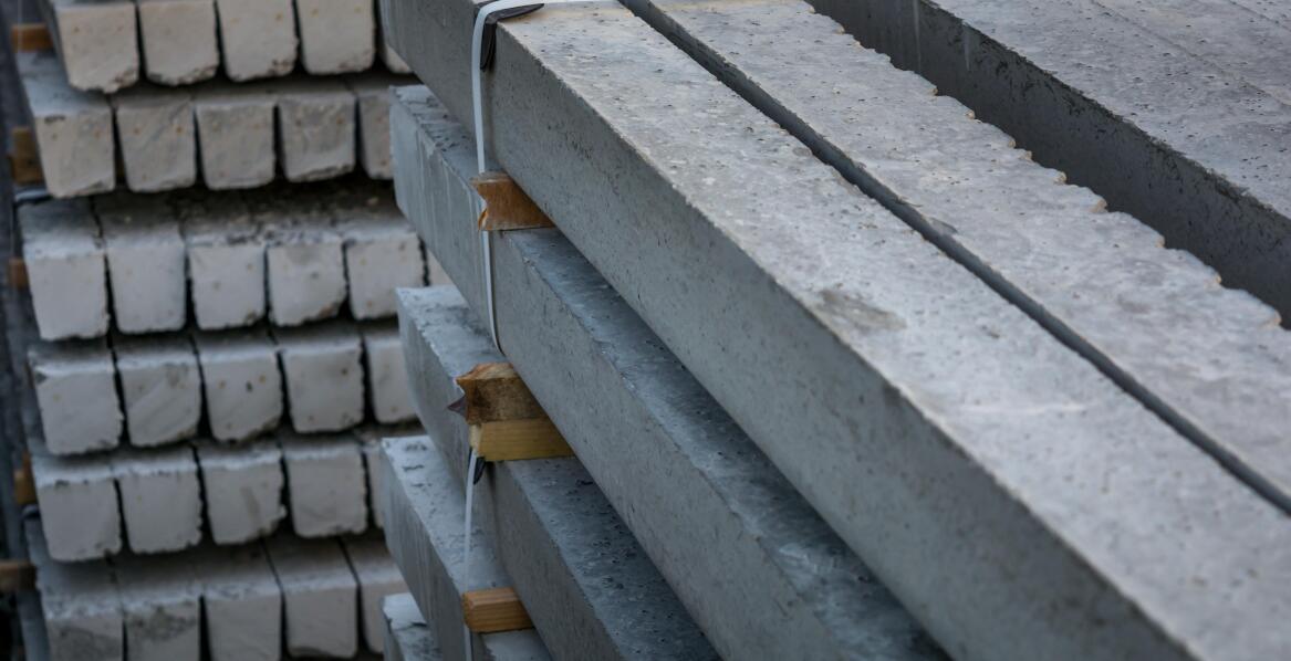 Jakie są korzyści z użycia zgrzewania tarciowego w produkcji pali dla zabezpieczeń skarp?