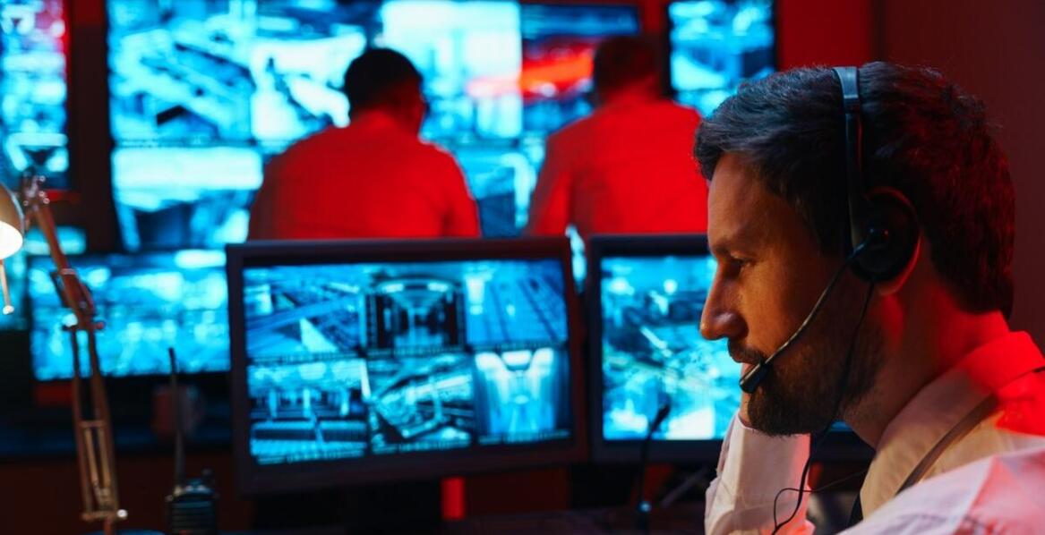 Nowoczesne systemy monitoringu w transporcie kontenerów morskich – co oferujemy?