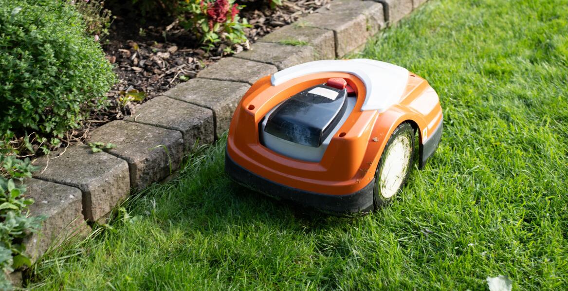 Jakie funkcje oferują nowoczesne roboty koszące?