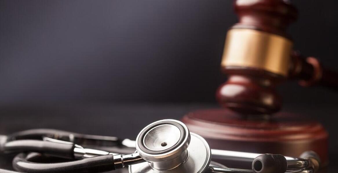 Komu mogą przysługiwać odszkodowania medyczne?