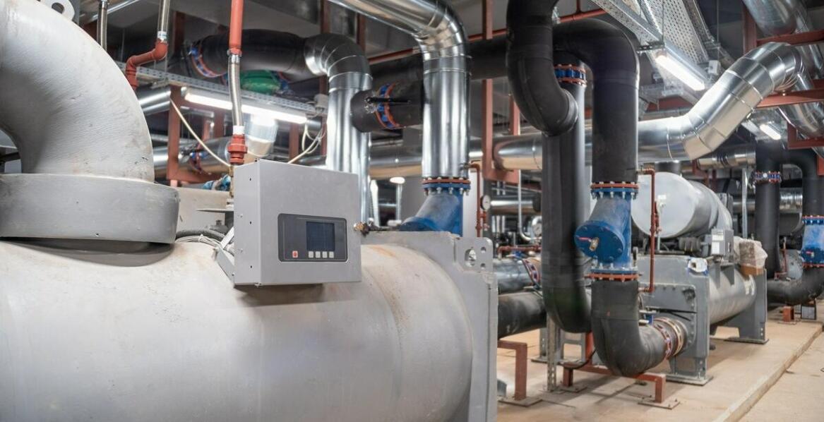 Jak głowicowe czujniki temperatury wspierają precyzję w systemach HVAC?