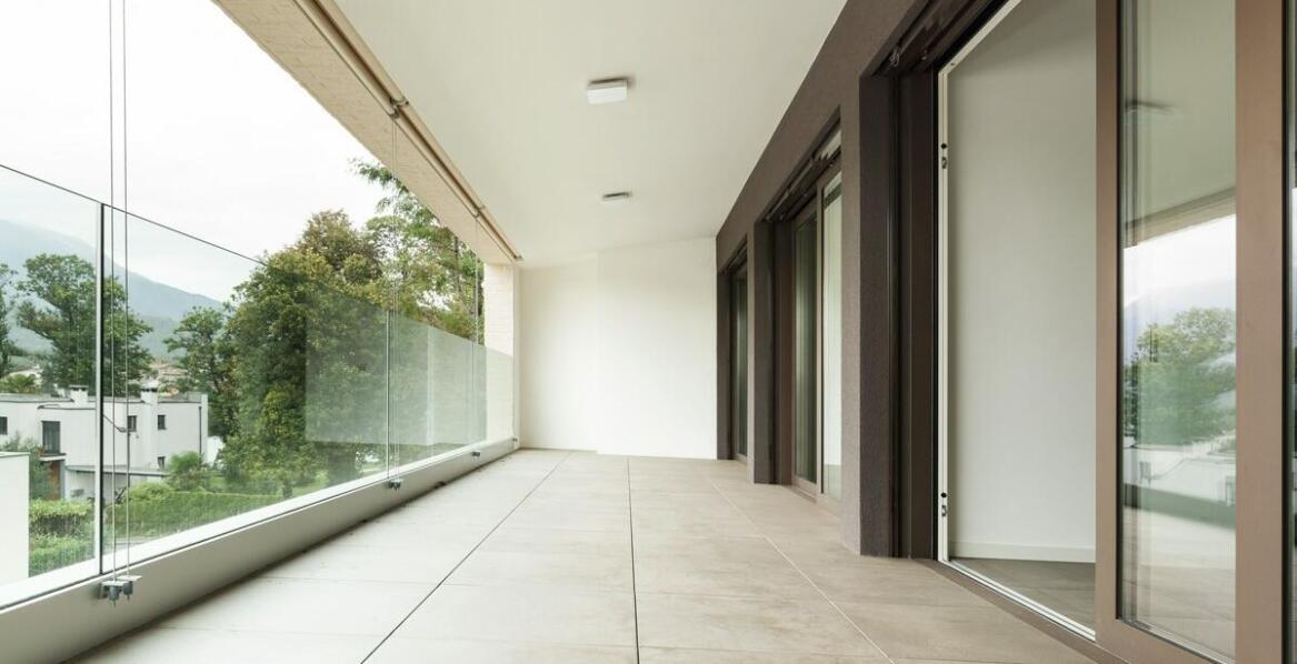 Estetyka i funkcjonalność balkonów dostawnych w nowoczesnym budownictwie