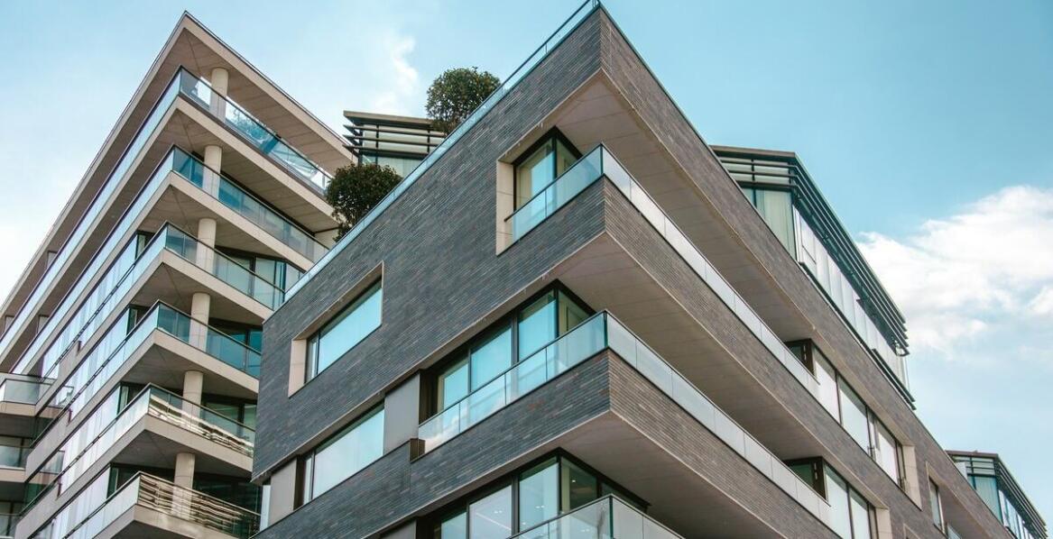 Ocieplanie dachów jako sposób na oszczędność energii w budynku