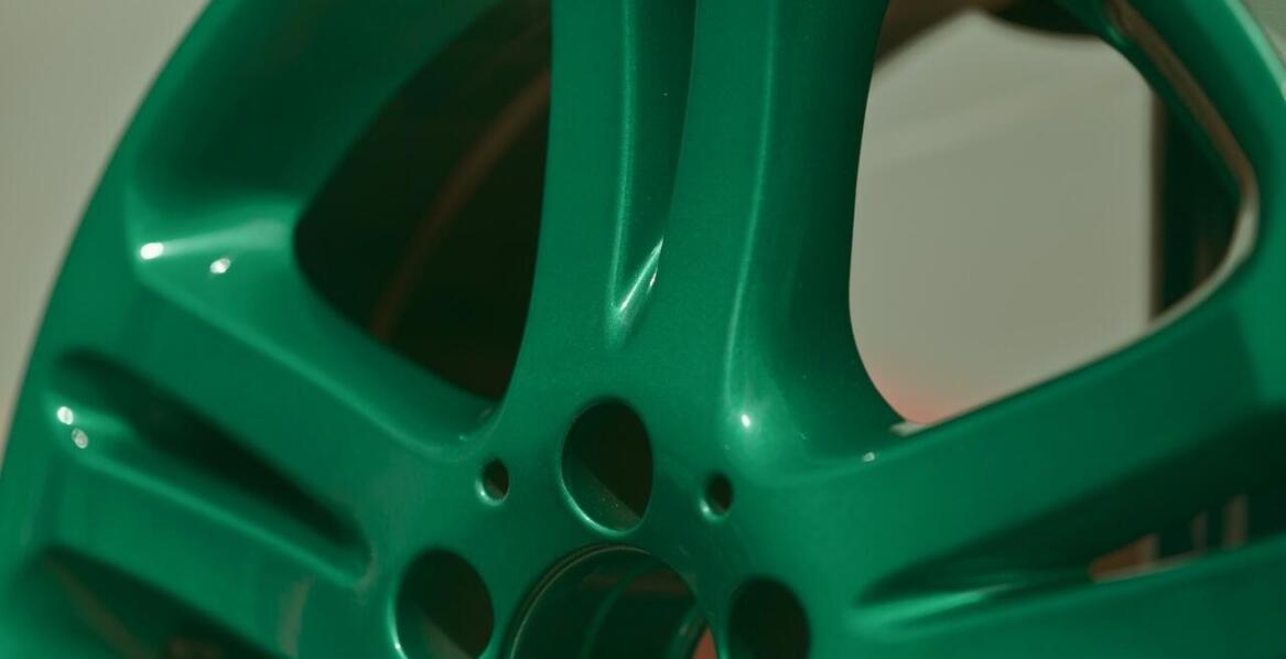 Nowoczesne techniki wykończenia powierzchni felg aluminiowych