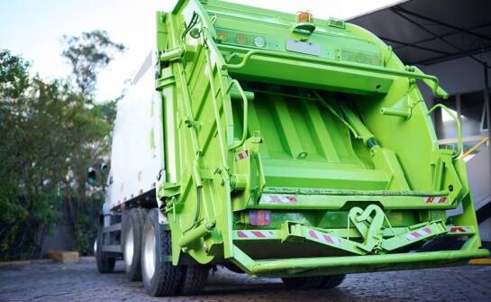 Jakie są etapy procesu wywozu odpadów zielonych?