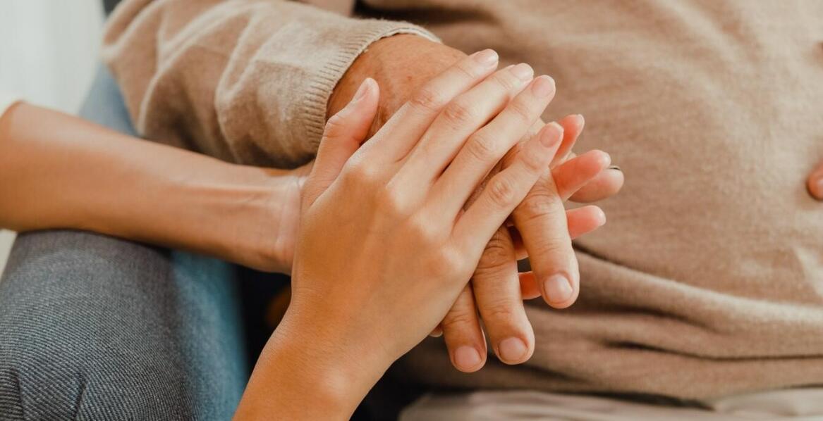 Jak usługi pielęgniarskie w domu poprawiają jakość życia pacjentów długoterminowych?