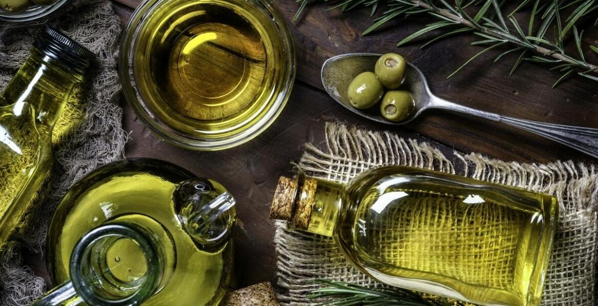 Jak oleje tłoczone na zimno BIO mogą poprawić smak i wartość odżywczą potraw?