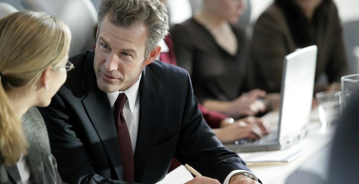 Jak kancelarie prawnicze pomagają firmom dostosować się do zmian w kodeksie pracy?