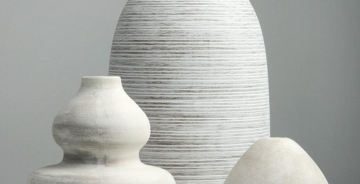 Unikalne figurki ceramiczne: jak powstają i co je wyróżnia?