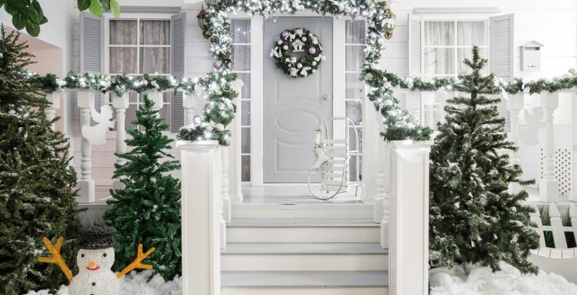 Jak zaprojektować świąteczne oświetlenie miasta? Trendy i inspiracje