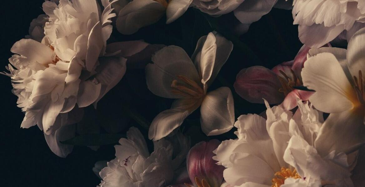 Z jakich kwiatów najczęściej powstają wieńce pogrzebowe?