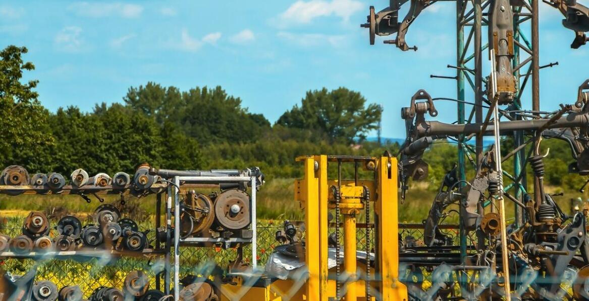 Jakie są najważniejsze trendy w transporcie odpadów przemysłowych?