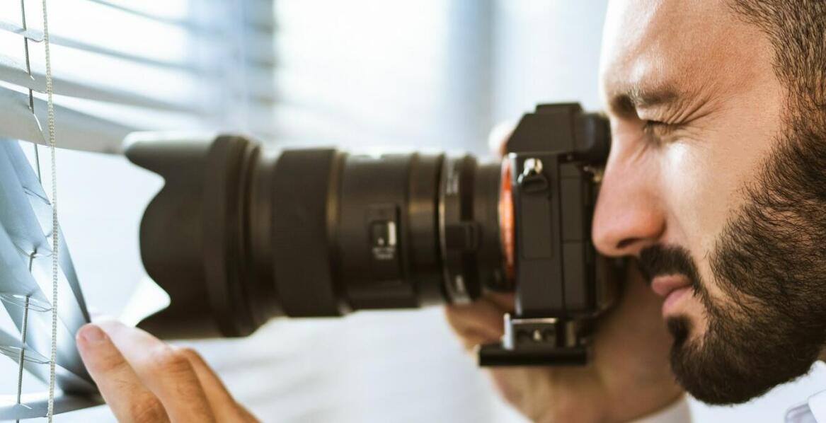 Jakie korzyści płyną z usług detektywa w Poznaniu w zakresie wykrywania podsłuchów?