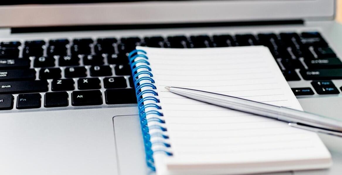 Jakie są różnice między stacjonarnymi a online kursami RODO?