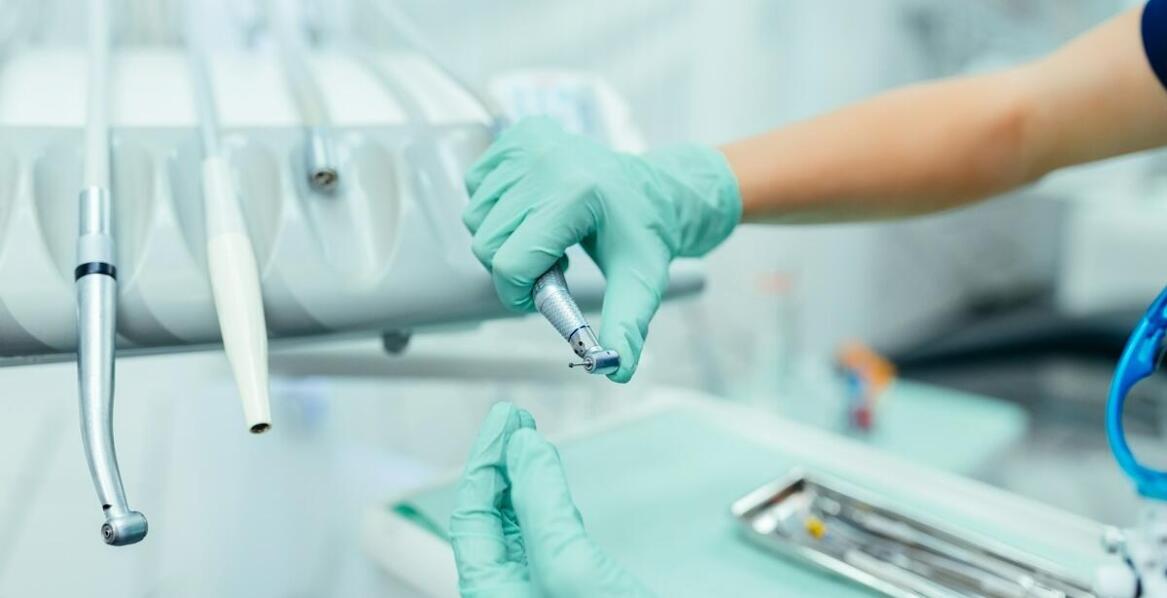 Przygotowanie do zabiegów protetycznych - co warto wiedzieć?