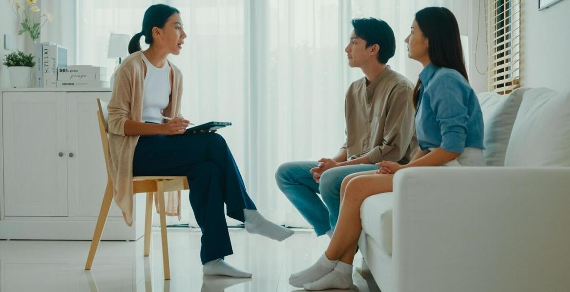 Jak psychoterapia dla par w Gdańsku wspiera rozwój osobisty uczestników?