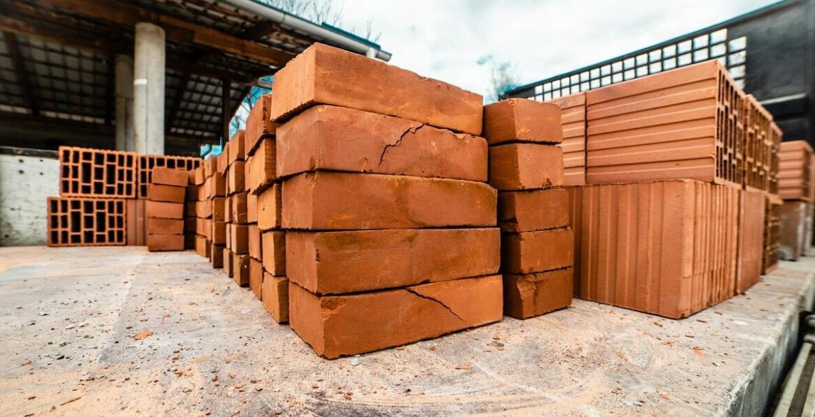 Ogrodzenia palisadowe: jak dbać o ich wygląd i trwałość?