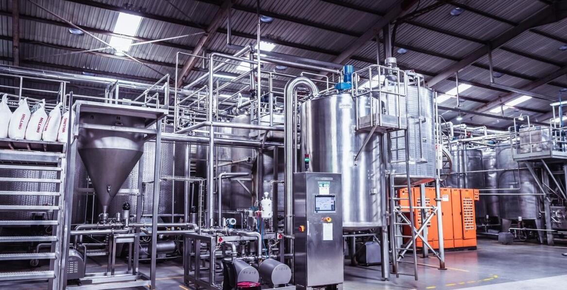 Przykłady zastosowania nowoczesnych hal stalowych w sektorze spożywczym