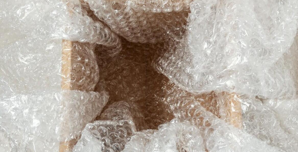 Właściwości kopert bąbelkowych a ich zastosowanie w ochronie przesyłek