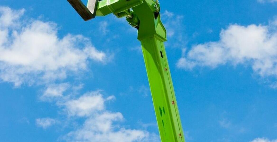 Rozsiewacz wapna a efektywność nawożenia – jak wybrać najlepszy model?