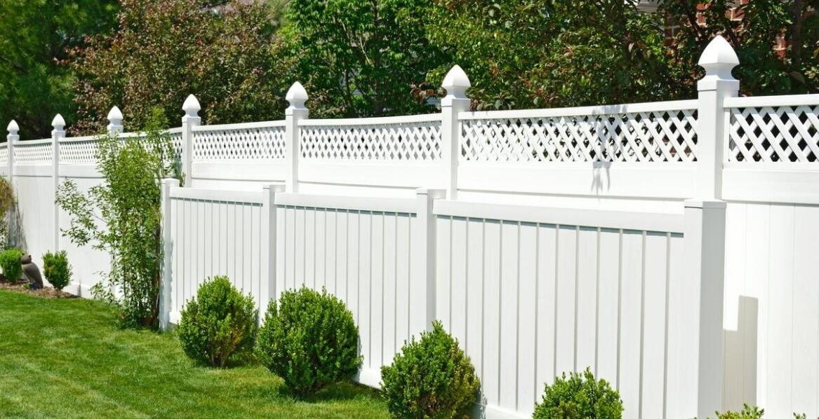 Polnische Zäune und Trends in der Gestaltung von Außenbereichen