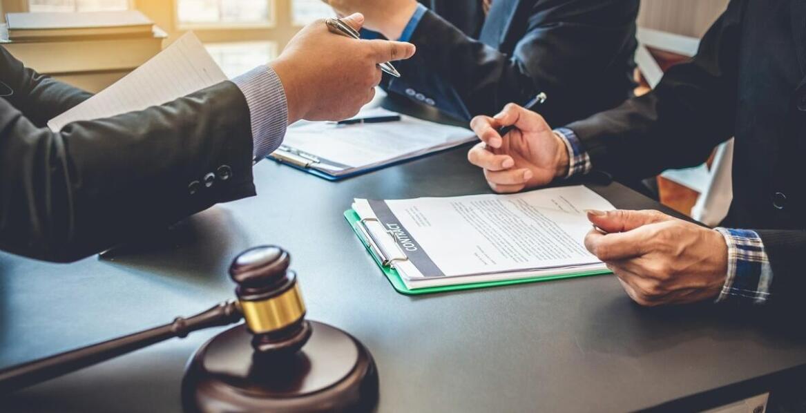 Procedury prawne związane z zasiedzeniem – przewodnik dla klientów