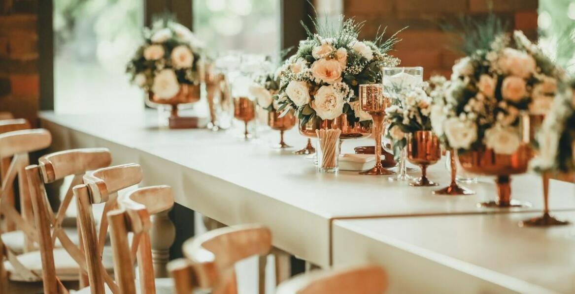 Jakie nowoczesne techniki kulinarne stosuje catering w okolicy?