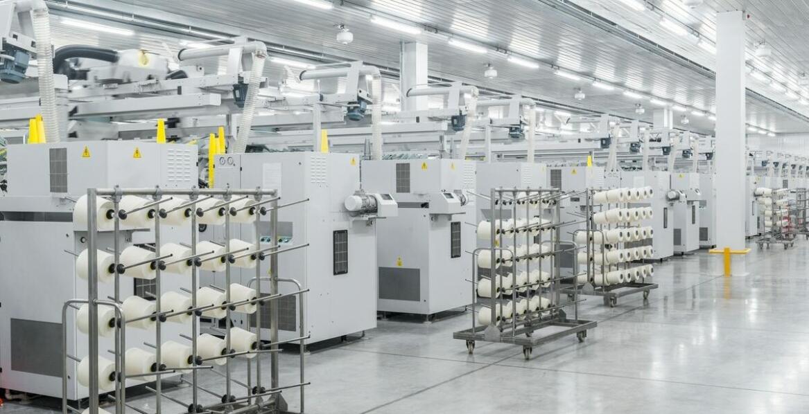 Wybór między nowym a używanym kompresorem śrubowym – co się bardziej opłaca?