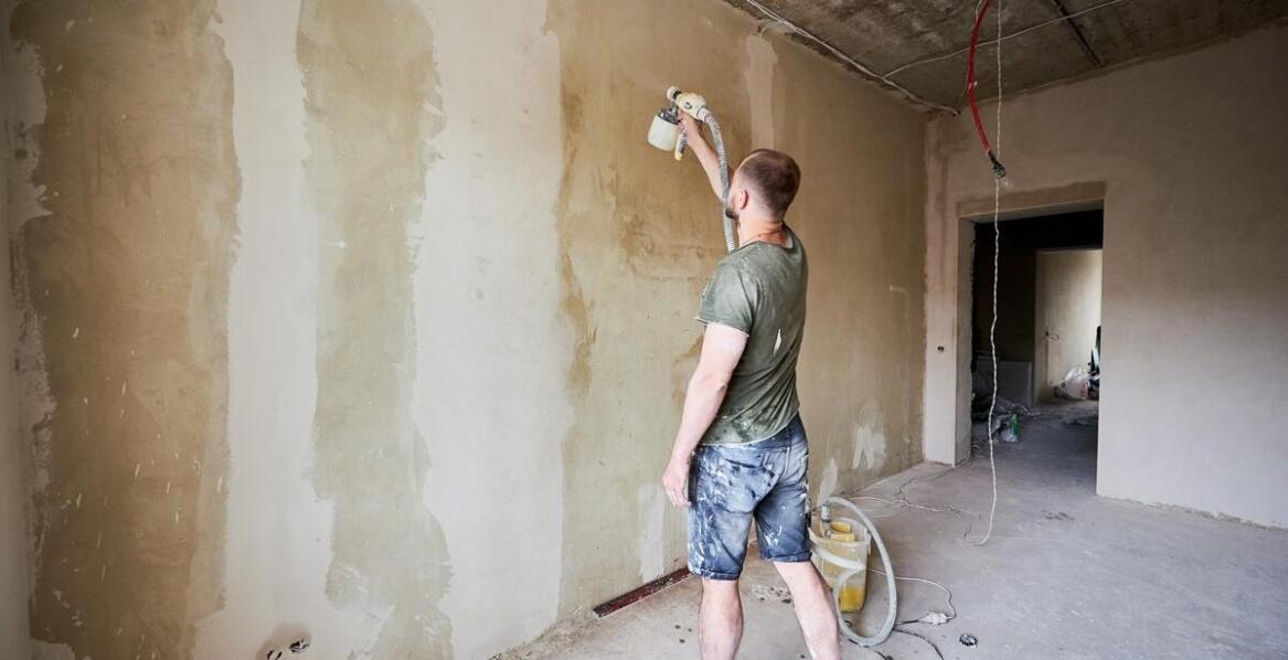 Porównanie różnych rodzajów gładzi gipsowych – jak wybrać najlepszą opcję?