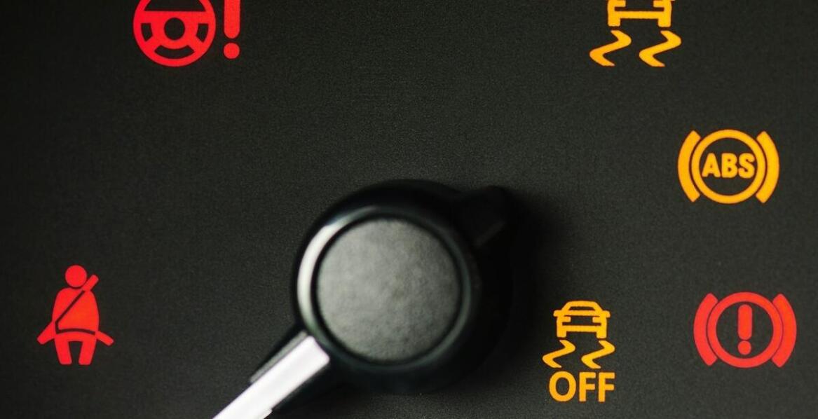 Popularne mity o komputerach Peugeot - co jest prawdą?