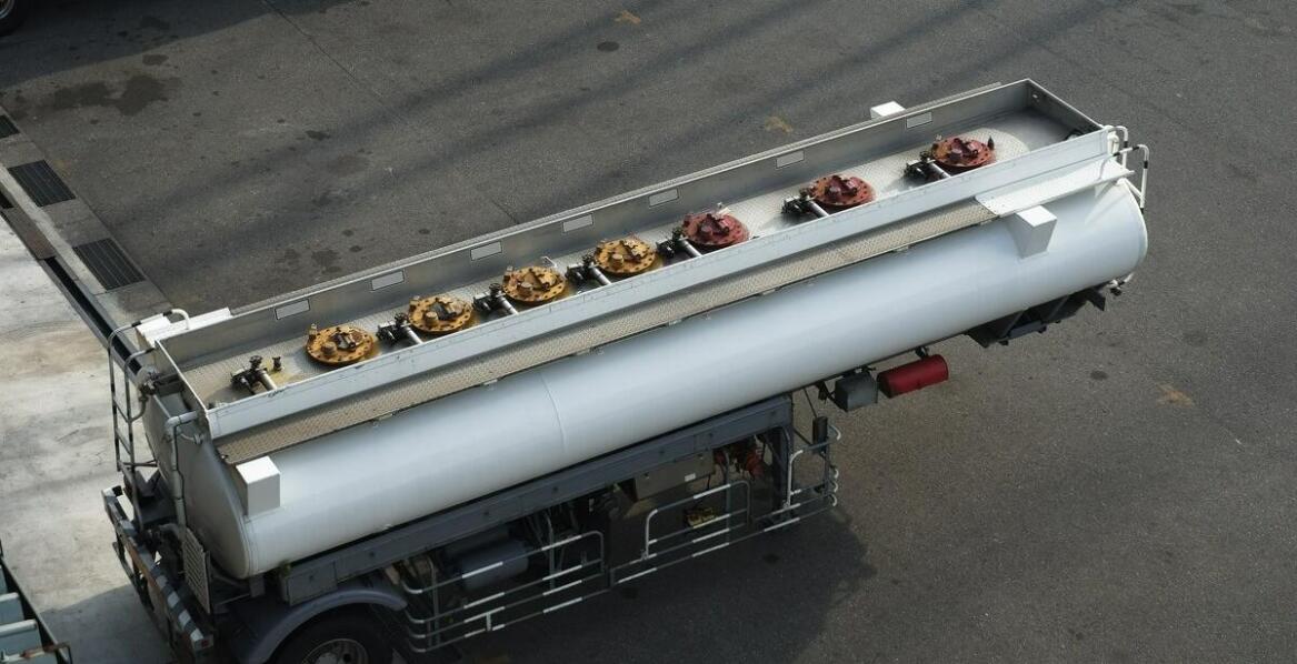 Jakie są koszty związane z regularnym korzystaniem z myjni cystern?