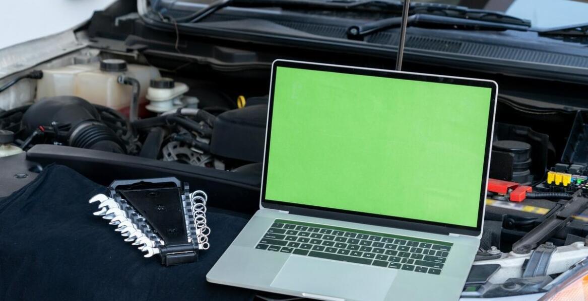 Testery diagnostyczne jako niezbędne wyposażenie nowoczesnego warsztatu