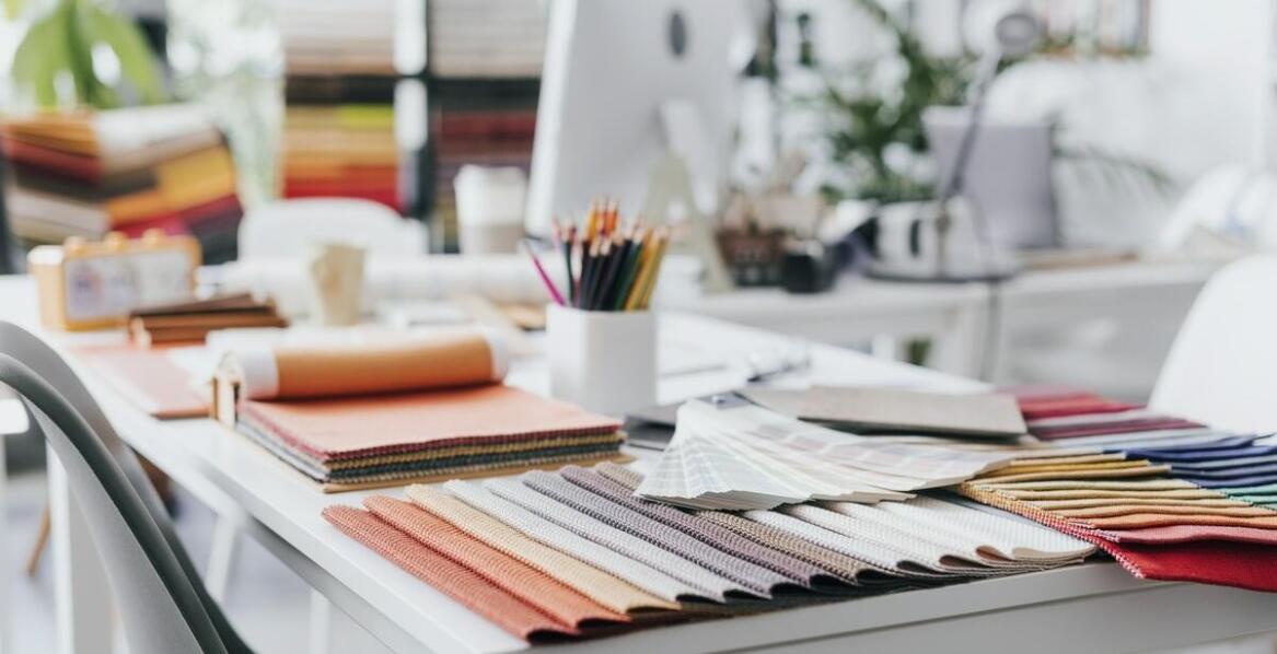 Jak przygotowanie do druku logo wpływa na jakość materiałów reklamowych?