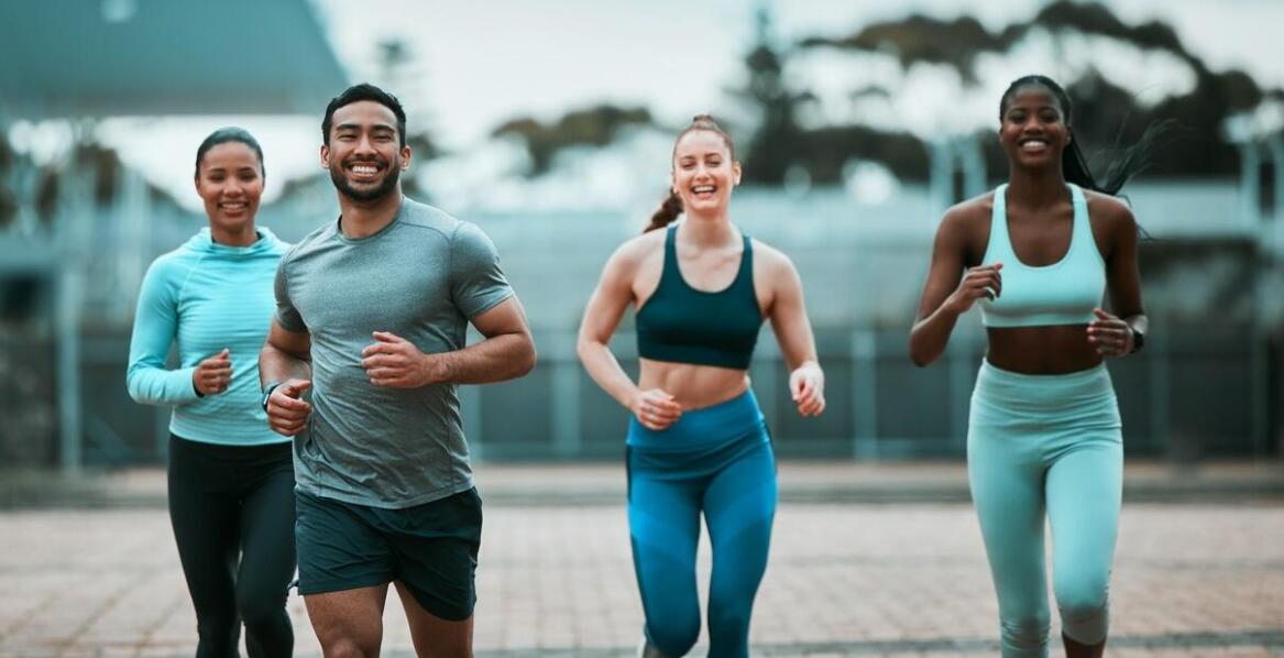 Jak spersonalizowane plany treningowe wspierają zdrowy styl życia?