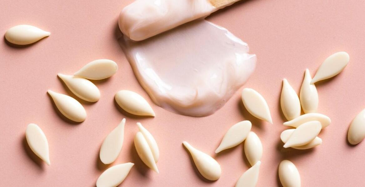 Składniki aktywne w Mitomo masce ze śluzem ślimaka i ich działanie na skórę