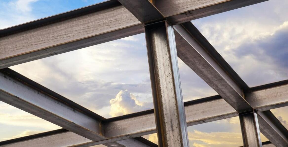 Impregnat ogniochronny do drewna a ochrona konstrukcji drewnianych w warunkach zewnętrznych